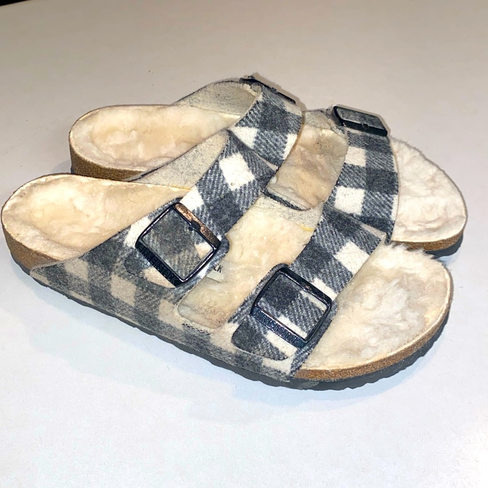BIRKENSTOCK CHECK PATTERN  SHEARLING LINED TWO STRAP BUCKLE BLACK CREAM SZ 41
